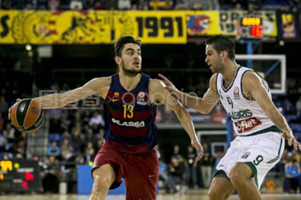 丁伟一共三次担任浙江男篮主帅 但最终都难逃下课（丁伟三次执掌浙江男篮，最终都以下课告终）