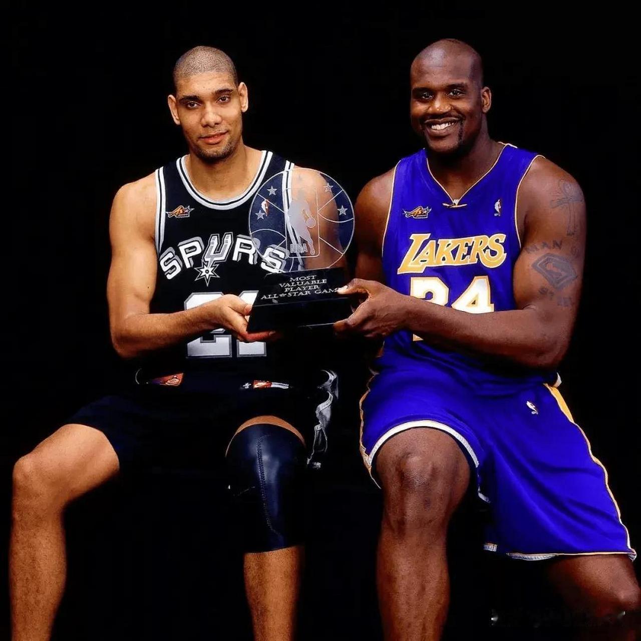 伦纳特-卡尔：踢世界杯的可能性？我全力以赴，纳帅来做决定（伦纳特-卡尔谈世界杯：我会拼尽全力，最终由纳帅定夺）