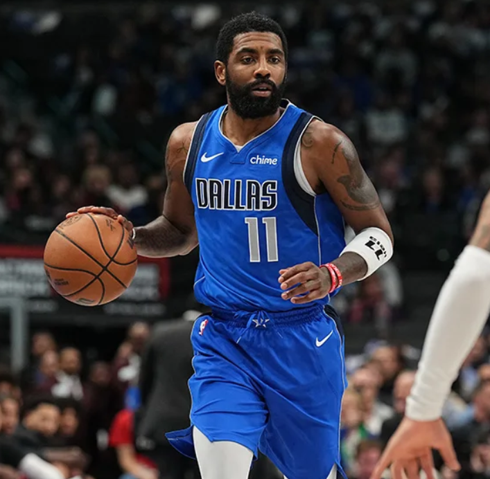 罗马诺：卢克曼是加拉塔萨雷冬窗引援目标，目前处于关注阶段（罗马诺：加拉塔萨雷冬窗有意卢克曼，已纳入考察名单）