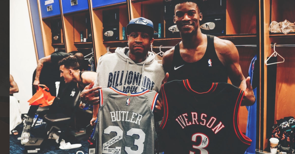 喀麦隆非洲杯大名单：姆伯莫领衔，巴索戈在列，奥纳纳无缘（喀麦隆非洲杯名单出炉：姆伯莫领衔，巴索戈入选，奥纳纳落选）